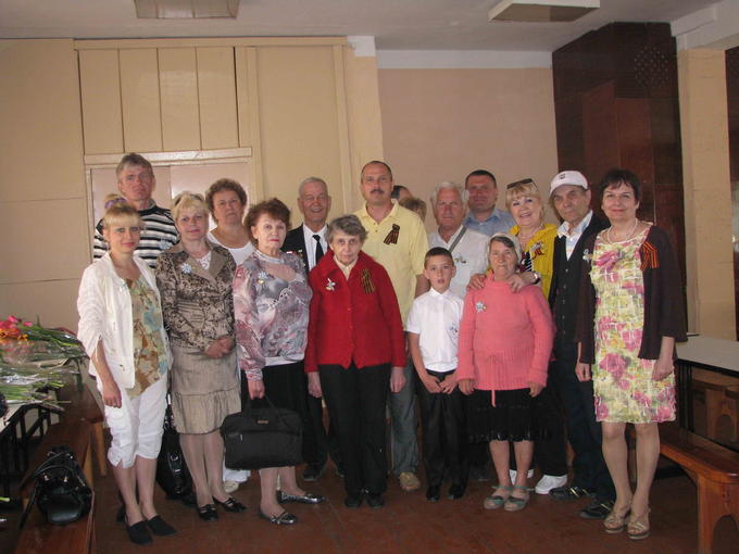 Деревские - дети, внуки, правнуки - гости в СШ № 2. 2012.